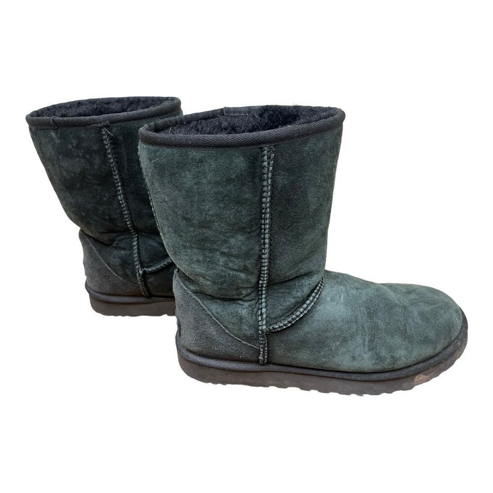 UGG Classic Short II Women’s Size 9 Black Mid Calf Pull On Faded Boots 1016223